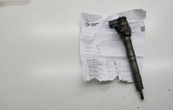 Audi A3 S3 8V Fuel injector 0445110477