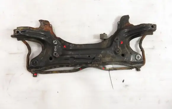 Volkswagen Polo III 6N 6N2 6NF Front subframe 