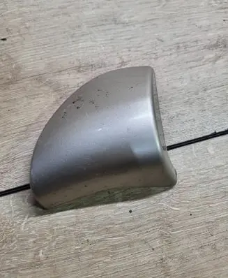 Rear fender molding trim