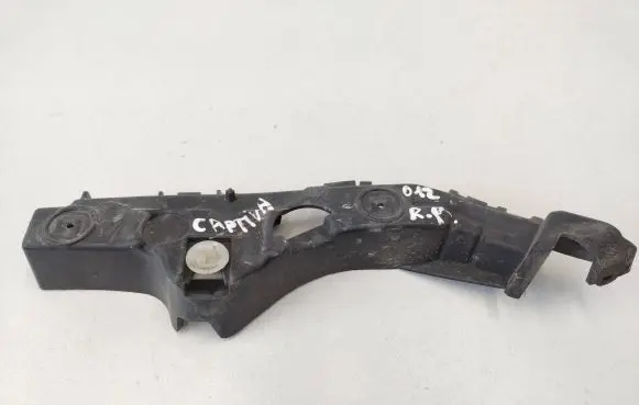 Chevrolet Captiva Front bumper mounting bracket 22747919