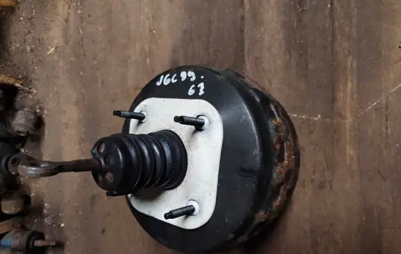 Jeep Grand Cherokee (WJ) Brake booster 52128102AB