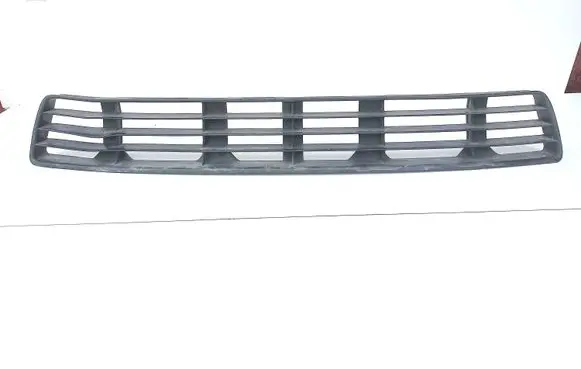 Audi A4 S4 B5 8D Front bumper lower grill 8D0807683