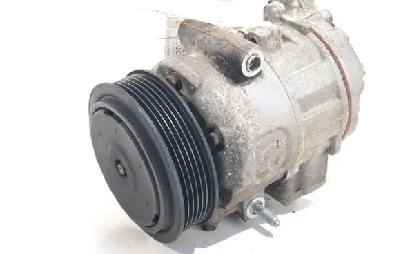 Skoda Fabia Mk1 (6Y) Air conditioning (A/C) compressor (pump) 6Q0820808F