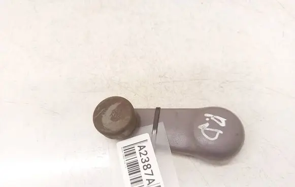 Nissan Serena Front door window winding handle