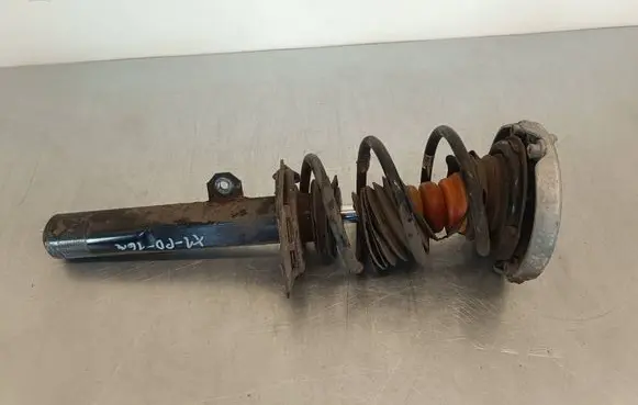 BMW X1 F48 F49 Front shock absorber with coil spring 689261702 HHCT1505000B B2307243354