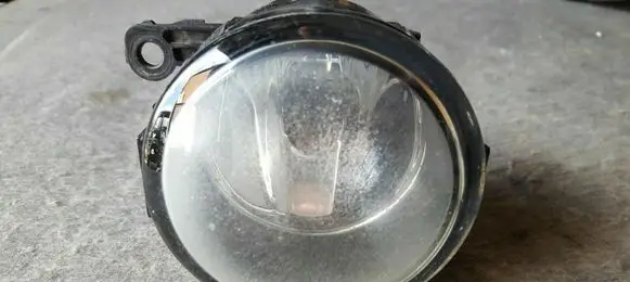 Renault Scenic II - Grand scenic II Front fog light 89210094