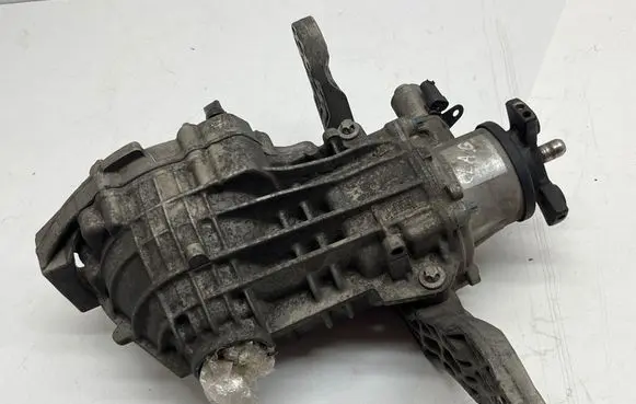 Mercedes-Benz CLA C117 X117 W117 Rear differential A2463501802 A2463501300 A2463500300
