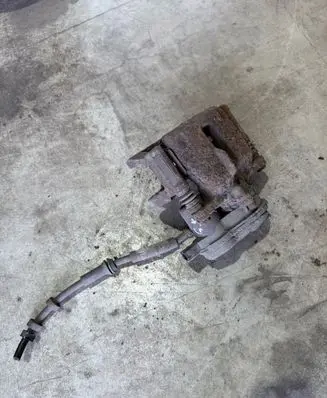 Rear brake caliper