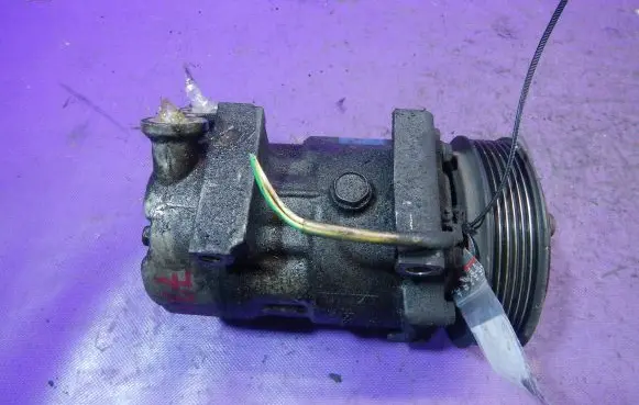 Citroen Xsara Picasso Air conditioning (A/C) compressor (pump) 1421F