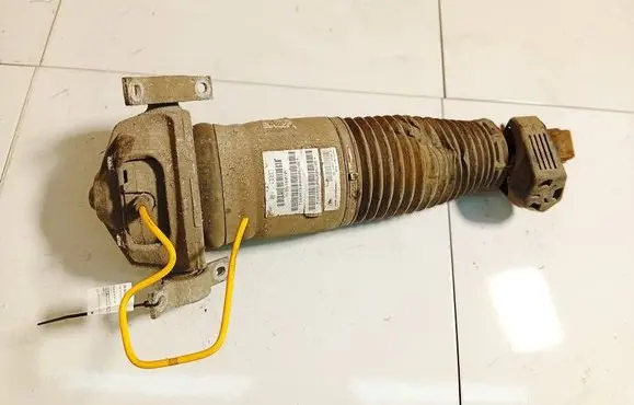 Audi Q7 4L Rear shock absorber/damper 7l8616020c 169ate04680670e