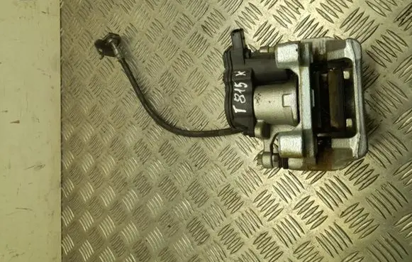 Hyundai Kona II Rear brake caliper 38B95