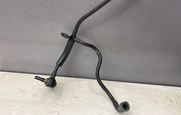 Citroen Berlingo Fuel line pipe 