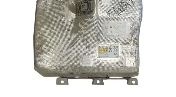 BMW 2 F45 Voltage converter inverter 625152 8677632 08032016