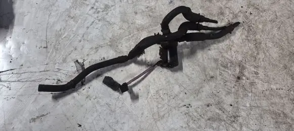 Lexus IS 220D-250-350 Fuel tank valve