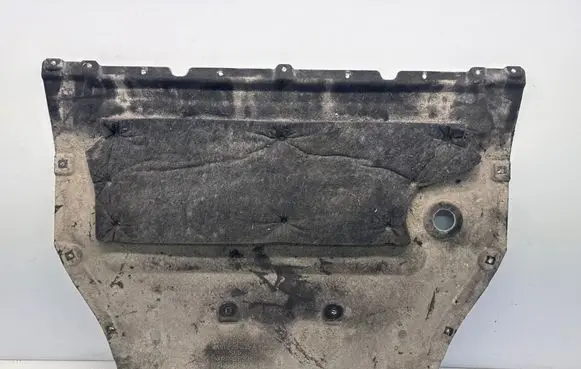 Audi Q7 4M Engine splash shield/under tray 4M0825235A