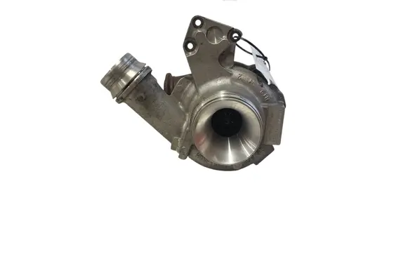BMW 2 F45 Turbo 8570080 81997713