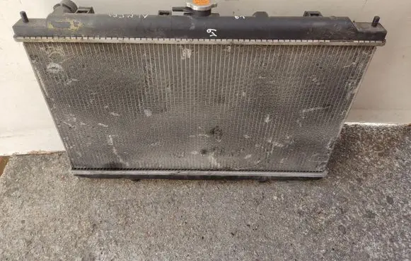 Nissan Almera Tino Radiator set 