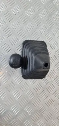Suzuki Jimny Jacking socket point 