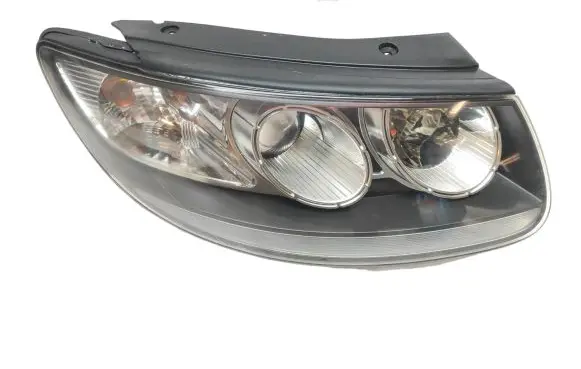 Hyundai Santa Fe Headlight/headlamp 921022BXXX