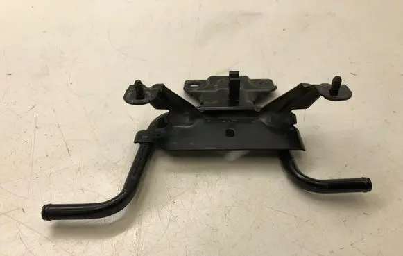 Mazda 3 III Other engine bay part