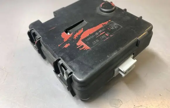 BMW X3 E83 Fuse box set 8387547
