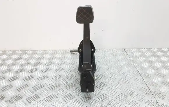 Clutch pedal