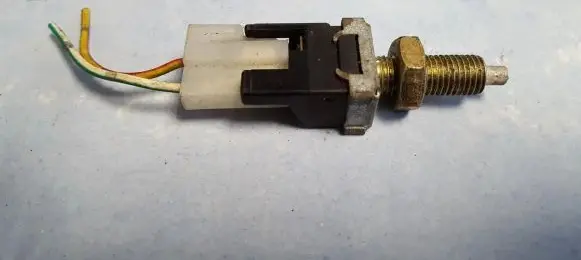 Brake pedal sensor switch