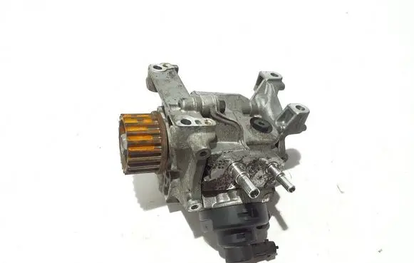 Nissan Qashqai Fuel injection high pressure pump 167003606R
