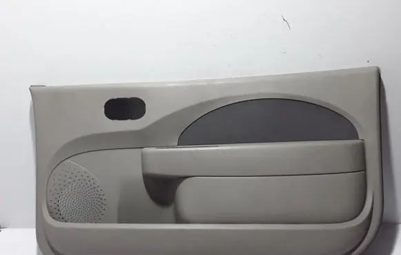 Renault Twingo II Front door card panel trim 8200384870