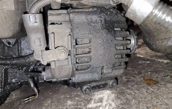 Mercedes-Benz E W212 Generator/alternator a0131546802