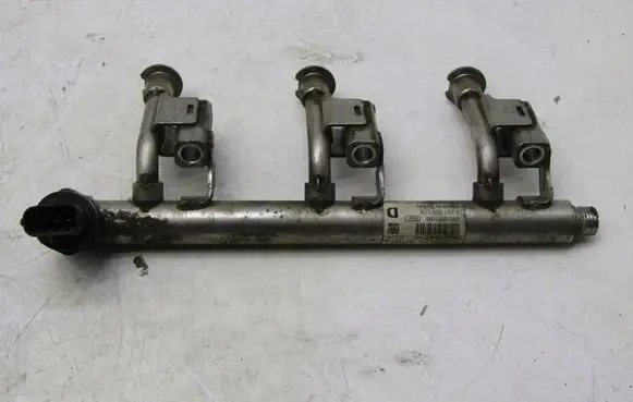 Ford Ecosport Fuel main line pipe CM5G-9H487-HD