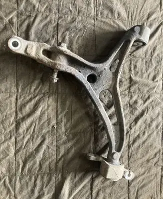 Mercedes-Benz ML W164 Front lower control arm/wishbone 000062366106