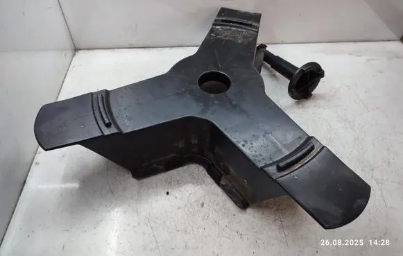 Mercedes-Benz GLK (X204) Spare wheel mounting bracket 2048981514
