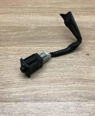Toyota RAV 4 (XA20) Alarm switch 15A086 7510