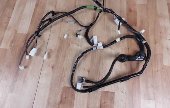 Toyota RAV 4 (XA50) Tailgate/trunk wiring harness 8218442A70