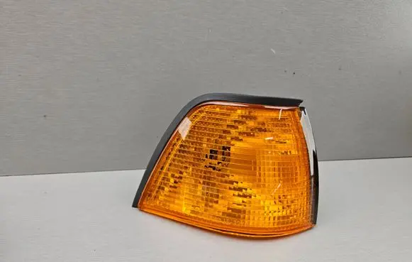 Front indicator light