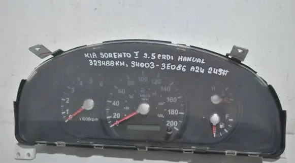 KIA Sorento Speedometer (instrument cluster) 940033E086