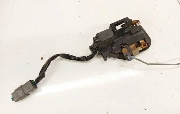 Mazda 626 Front door lock 1528007001