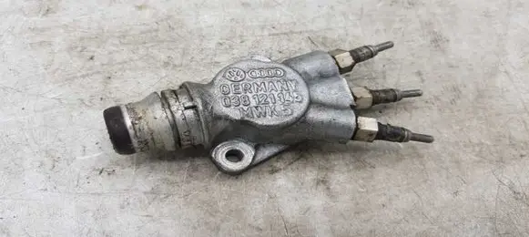 Volkswagen PASSAT B5 Coolant heater 038121145