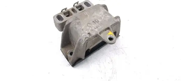 Skoda Octavia Mk1 (1U) Gearbox mount 1J0199555
