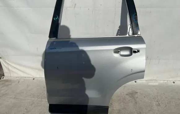 Subaru Forester SJ Rear door