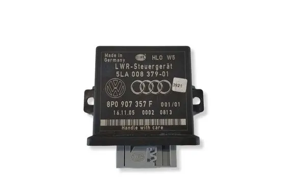 Audi A6 S6 C6 4F Light module LCM 8P0907357F 5LA00837901