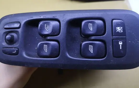 Volvo XC90 Electric window control switch 30739980
