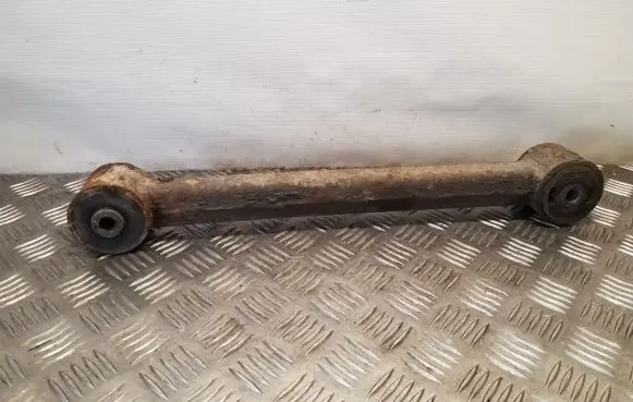 Rear control arm