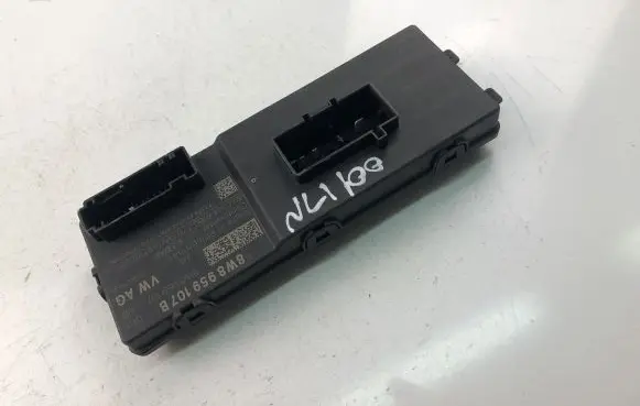 Audi Q5 SQ5 Other control units/modules 8W8959107B