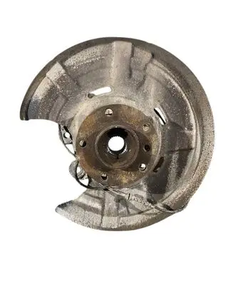 Rear wheel hub spindle/knuckle