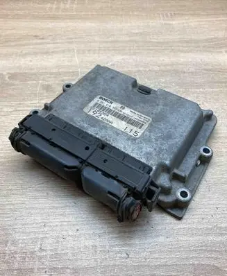 Fiat Stilo Engine control unit/module ECU 55185364 0281010337