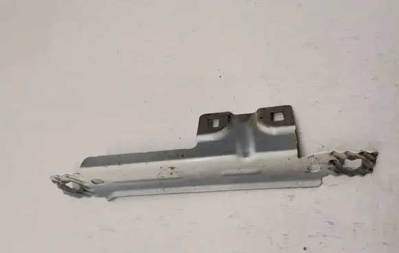 Mercedes-Benz S AMG W222 Fender mounting bracket A2228811414