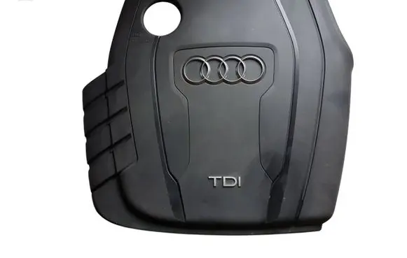 Audi Q5 SQ5 Engine cover (trim) 03L103925AB