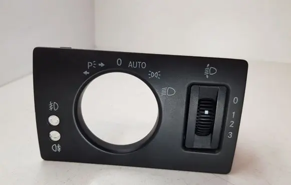 Mercedes-Benz B W245 Headlight level height control switch A169680